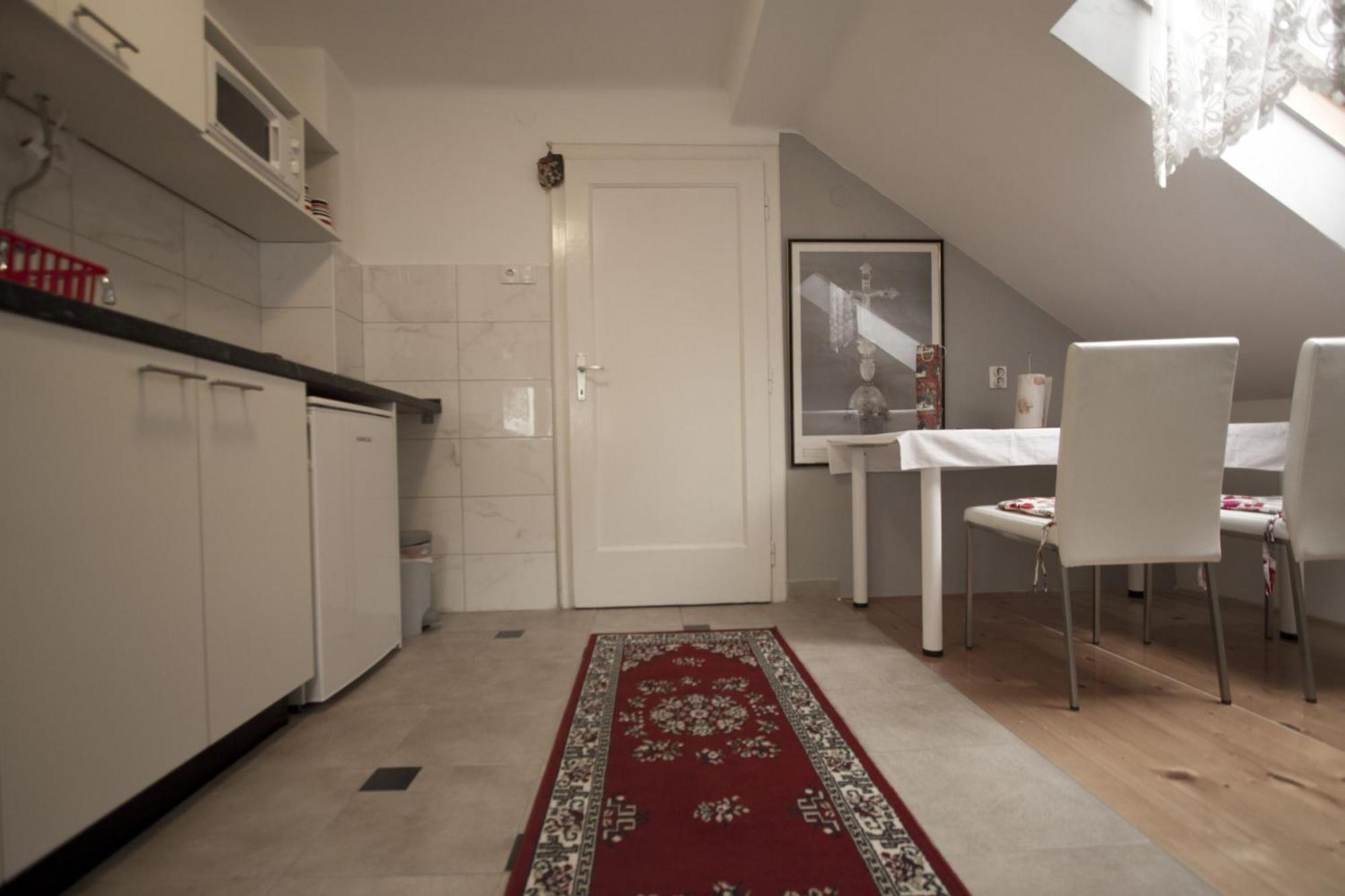 Apartmani Nighty Night Zagreb Zimmer foto